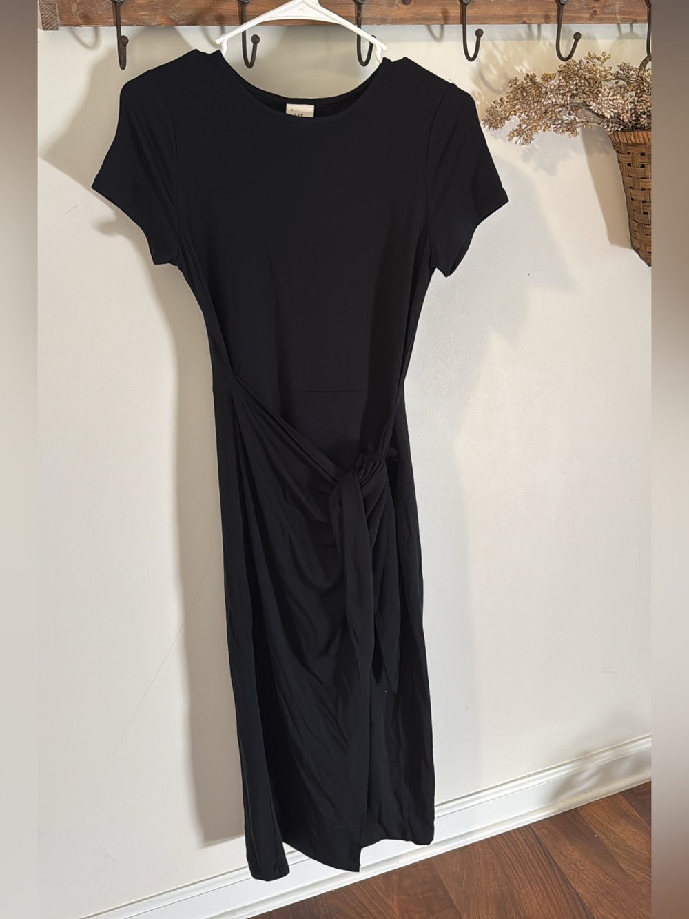 a new day Black Short-Sleeve Tie-Waist Midi Dress